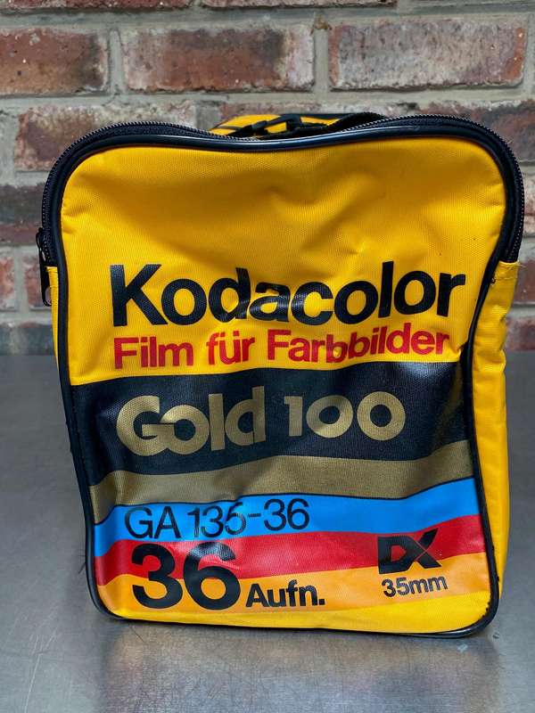 Kodak Bag Kodacolor Gold 100 ,collectors item,vintage,rare,retro, 80s, 35mm Film, zips are ok