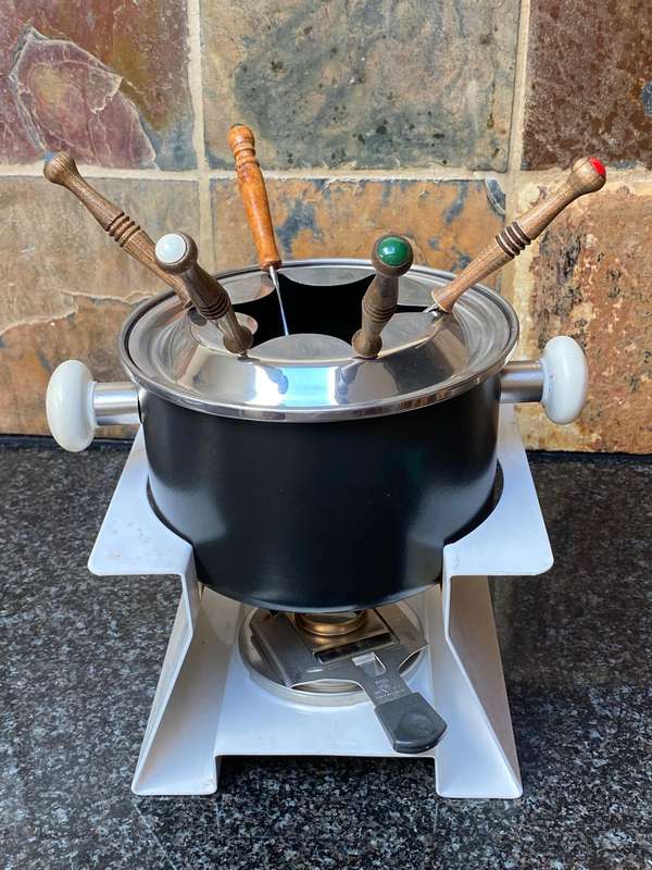 Swiss made fondue set, in good condition