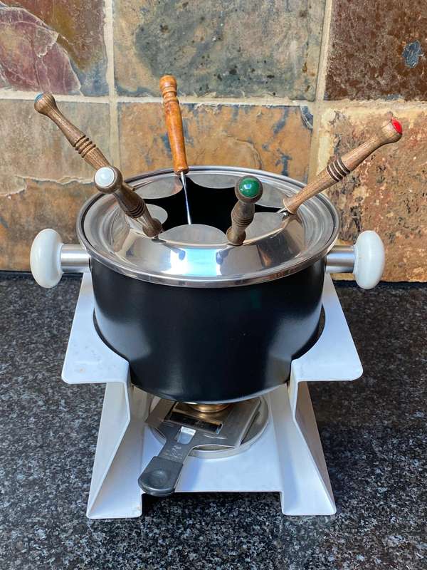 Swiss made fondue set, in good condition