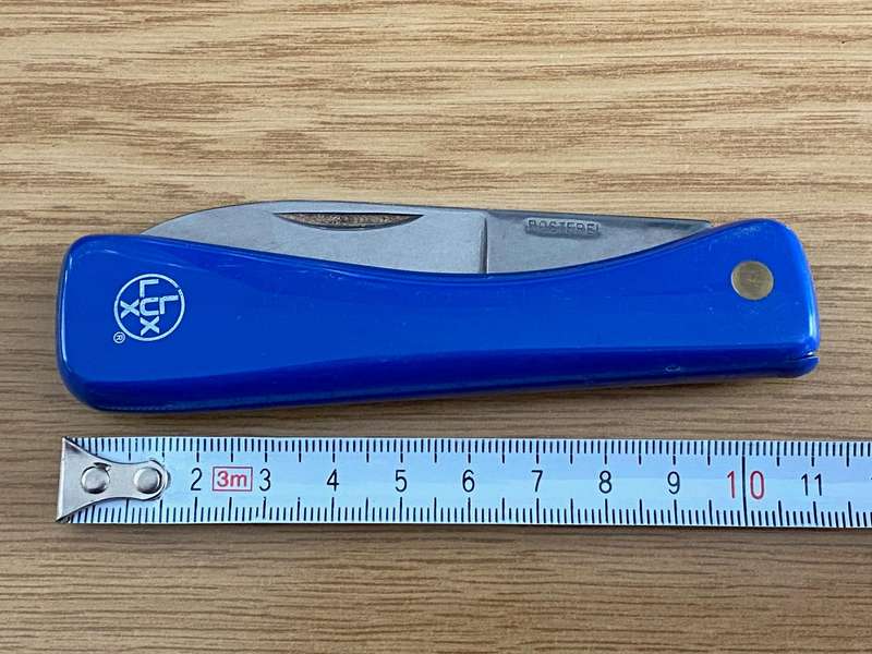 Lux Folding Pocket knife, rostfrei, vintage, rare from Germany, blue,