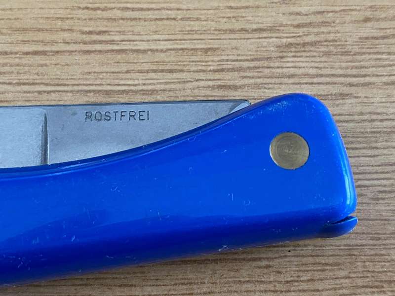 Lux Folding Pocket knife, rostfrei, vintage, rare from Germany, blue,