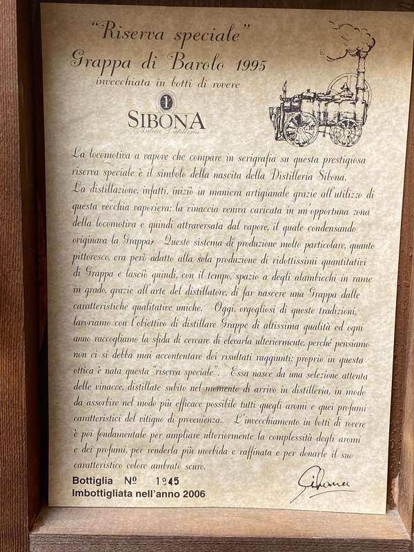 1 x Sibona Grappa di Barolo No. 1845 ,empty bottle in wooden box, collectors item, rare,