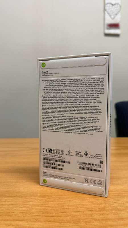 Apple iPhone 13