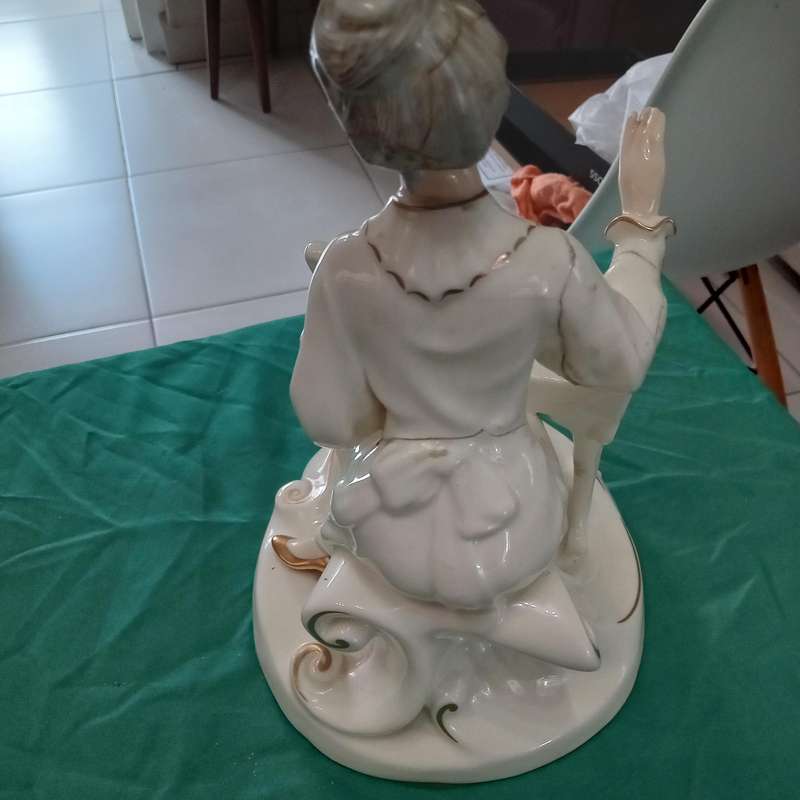 BONE CHINA FIGURINES