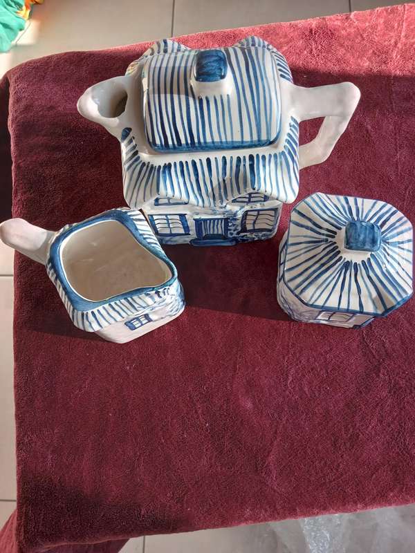 VINTAGE COFFEE SET