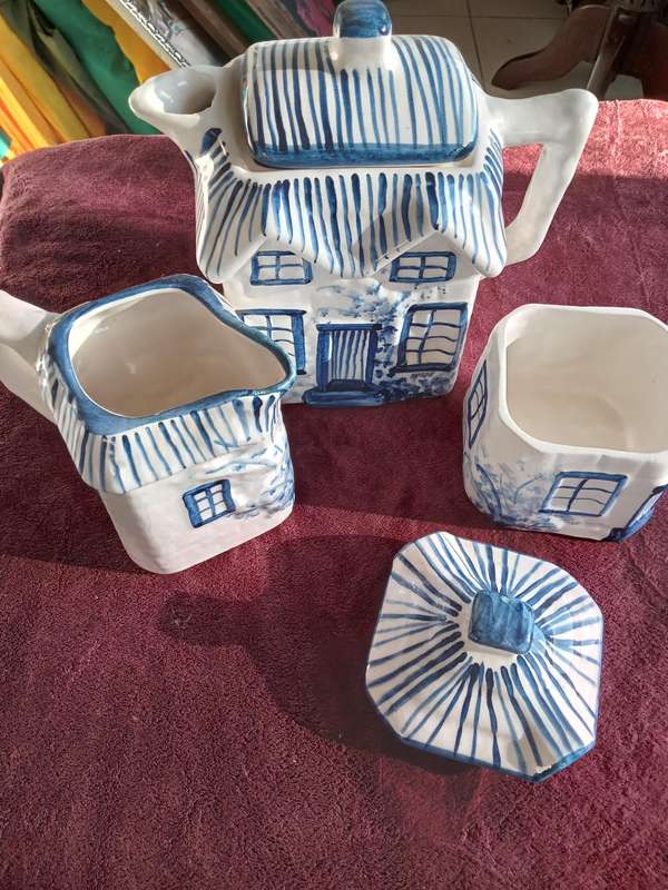 VINTAGE COFFEE SET