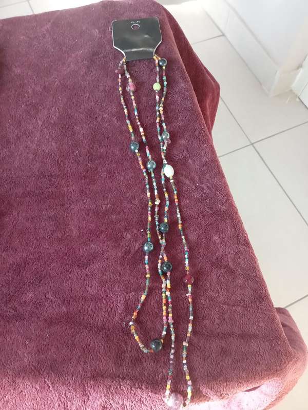 BEADED NECK BUNDLE OF JEWELLERY