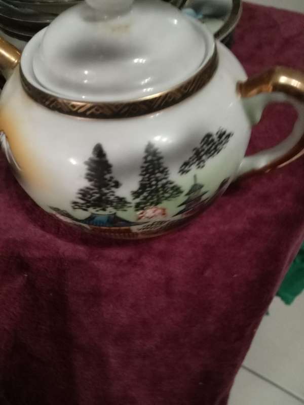 CHINESE VINTAGE TEA SET