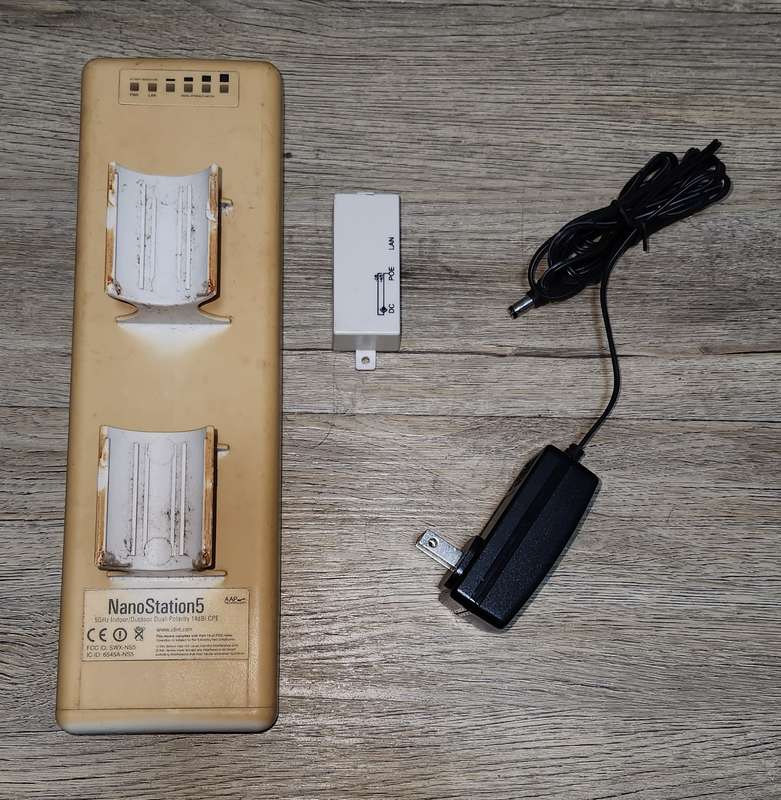 Ubiquiti NanoStation M5 5GHz