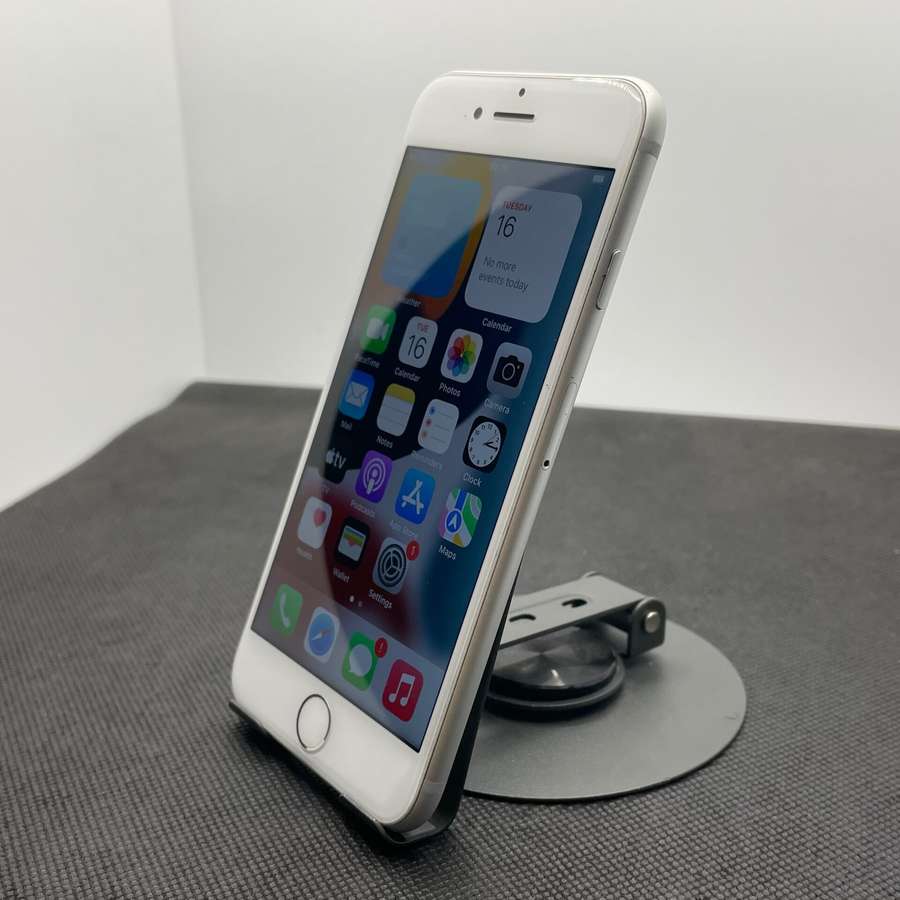 Apple iPhone 7 32GB Silver - Bright Spots