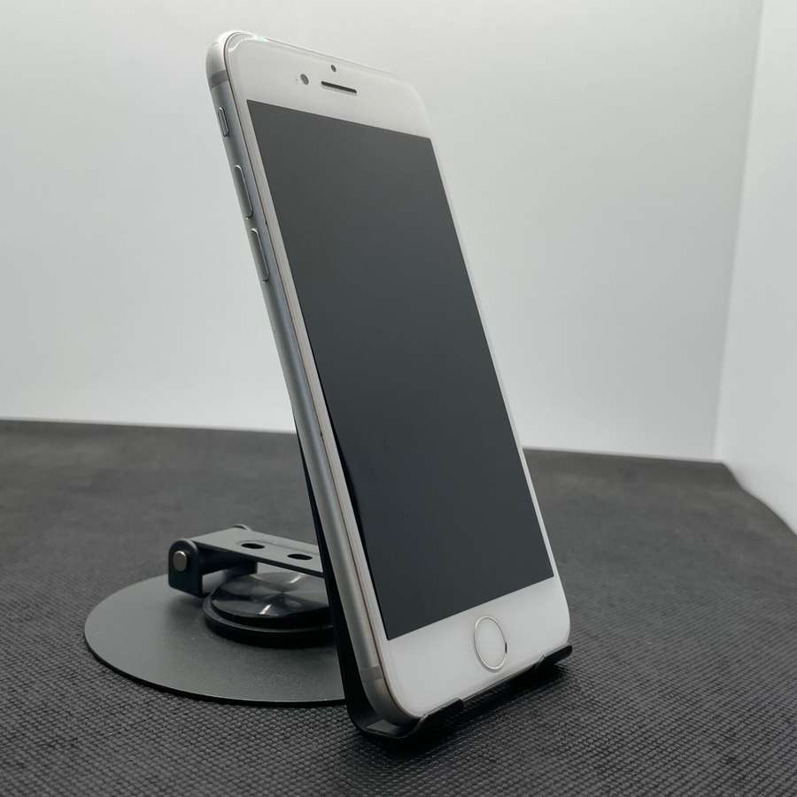 Apple iPhone 7 32GB Silver - Bright Spots