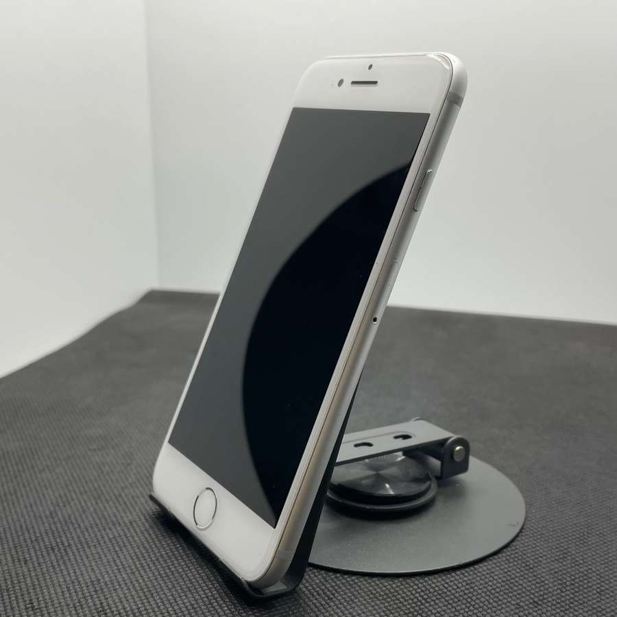 Apple iPhone 7 32GB Silver - Bright Spots