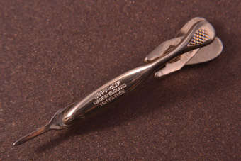Vintage Dart Tie Clip |  |