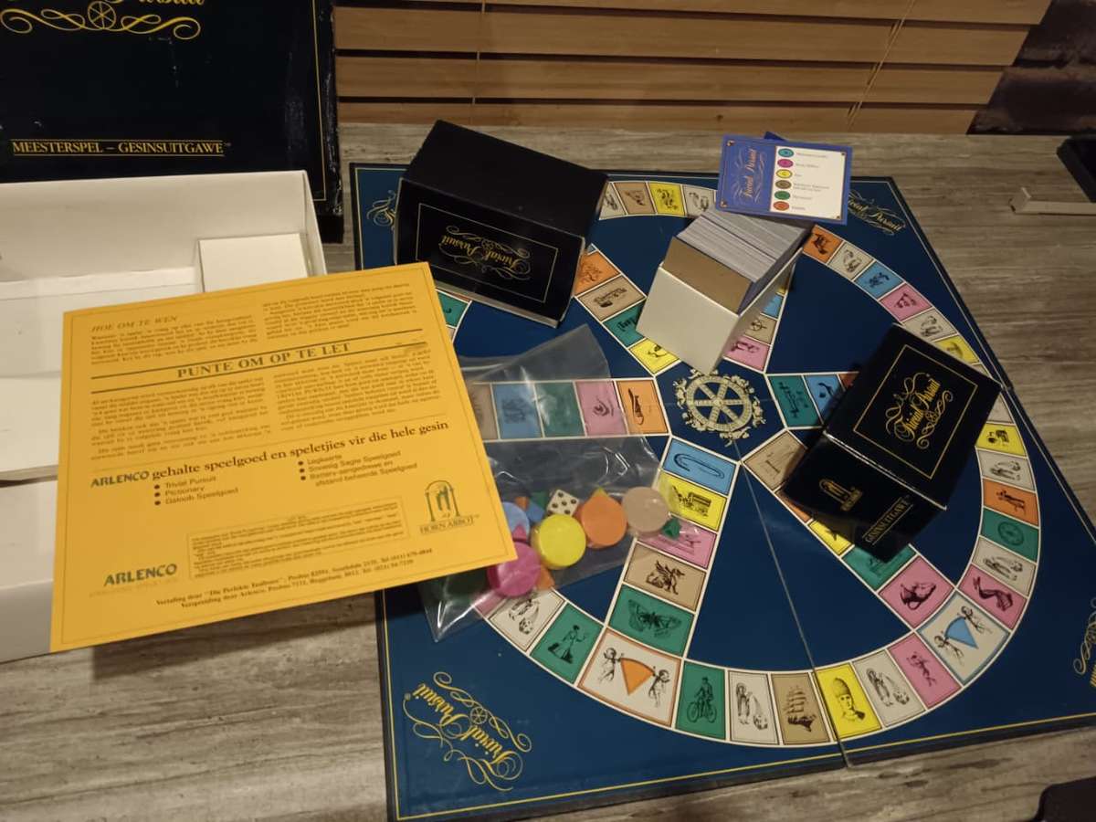 Trivial Pursuit Afrikaans Edition Board Game - Secondhand
