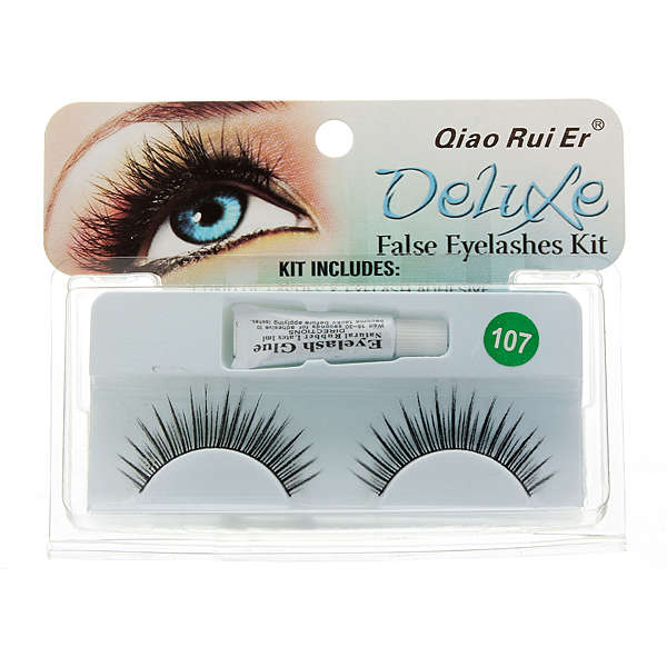 Professional Cosmetic Eye Makeup False Eyelashes With a Glue
