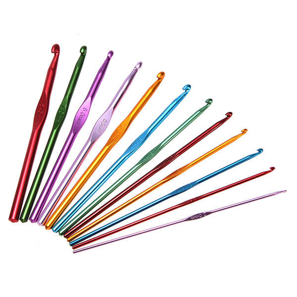12 Multi Sizes Aluminum Plastic Handle Knitting Crochet Hooks Set