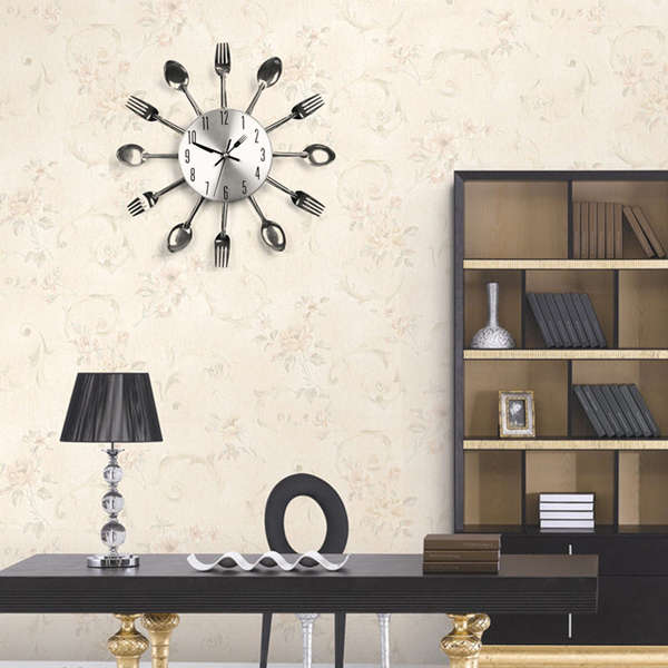 Kitchen Cutlery Creative Design Spoon Fork Wall Clock Home Decor