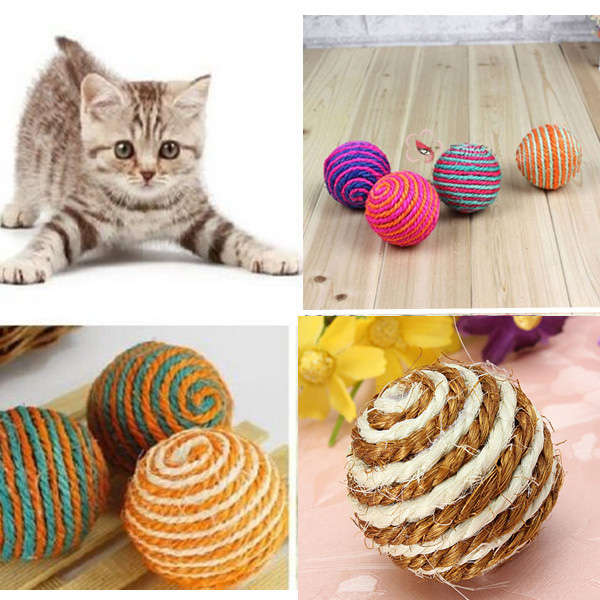 Pet Cat Kitten Funny Toy Teaser Playing Rattling Sound Sisal Ball
