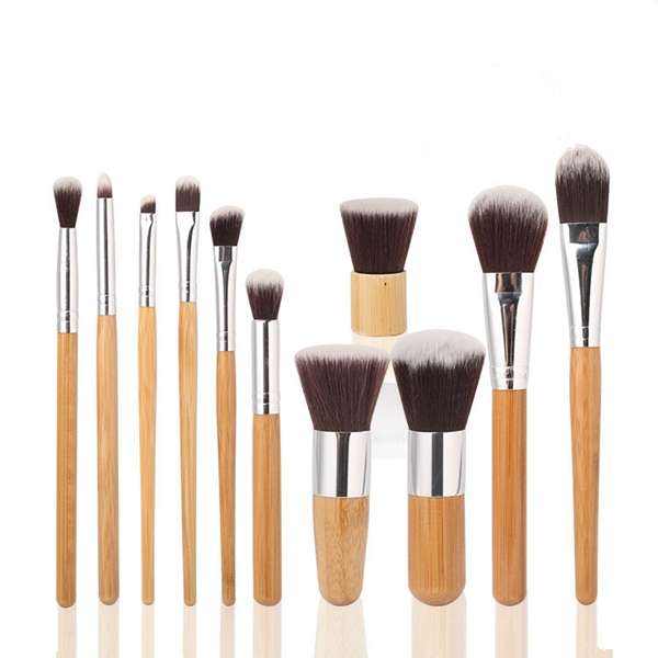 11 Pcs Bamboo Handle Makeup Eyeshadow Blush Concealer Brush Set