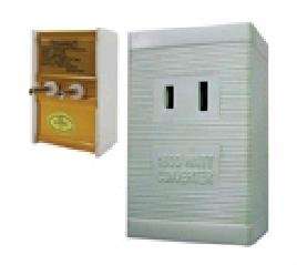 International Voltage Converter 220V to 110V 1600 Watt. Use US appliances overseas