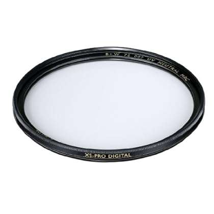 B+W 67mm XS-Pro Clear UV Haze with Multi-Resistant Nano Coating (010M)