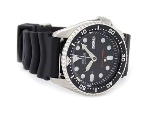 SEIKO Black Men's model SKX007KC overseas reimportation watch