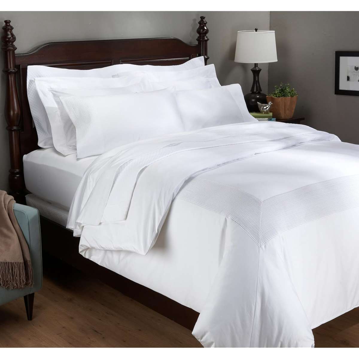 Pinzon Pleated Hem 100 Percent Egyptian Cotton 400-Thread Count Duvet Set Color: Cloud