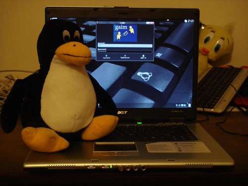 Acer TravelMate Laptop @ R1 Auction !!!!!!!!!!!!!!!