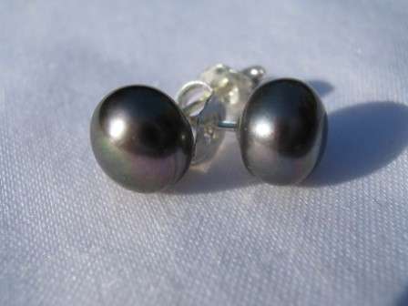 BLACK, Round, Freshwater Pearl Earrings, 7-8 mm