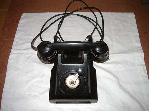 Black antique complete telephone low start bid