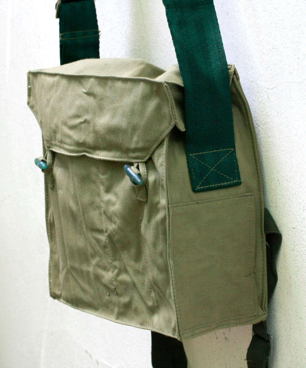 Vintage canvas gas mask bag, Army Bag, shoulder bag