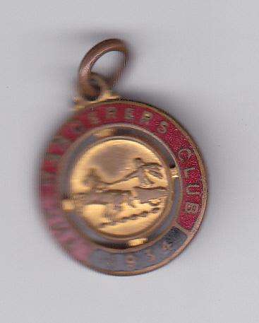 THE WANDERERS CLUB MEMBERS BADGE 1934 ENAMEL NO.35