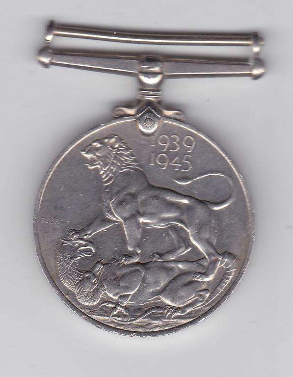 WWII 1939-45 WAR MEDAL