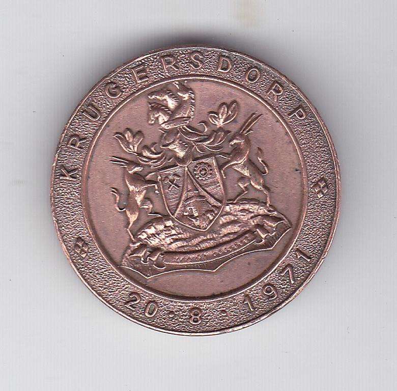 FREEDOM OF THE TOWN OF KRUGERSDORP TO STATE PRESIDENT J.J. FOUCHE 1971 MEDALLION