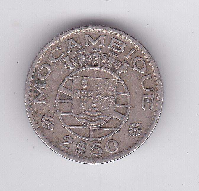 MOZAMBIQUE 2 1/2 ESCUDOS 1954