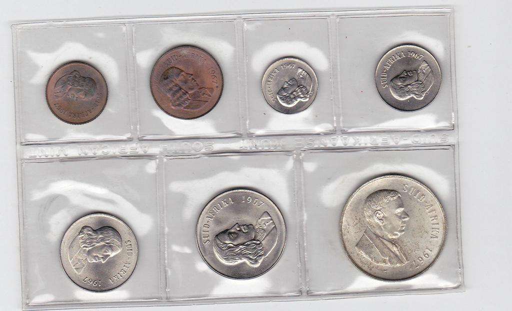 SUID AFRIKA MINT PACK 1967 - SILVER 1 RAND LOW MINTAGE