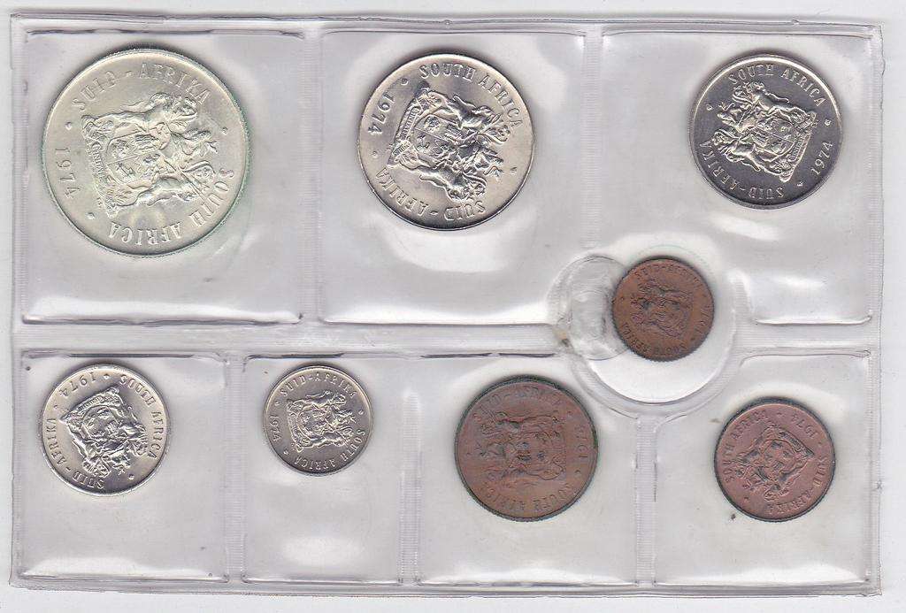 SOUTH AFRICA MINT PACK 1974 INCLUDING SILVER 1 RAND