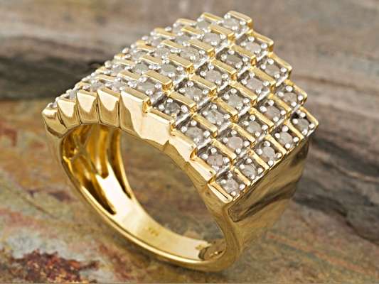 1.00 Ctw Round Diamond Ring in 18k Yellow Gold Pyramind Ring