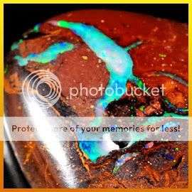 STUNNING!!! 9.01Cts.SPARKLING MULTI-COLOUR Genuine Boulder OPAL (Australia)