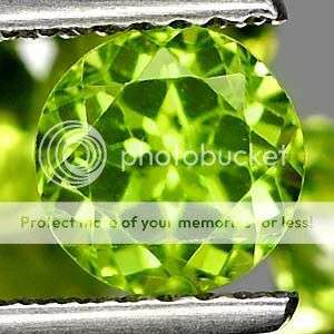 AAA**4.62Cts**(5 Pcs)** Glowing Natural Green Peridot LOT! - 5 pieces - one auction!