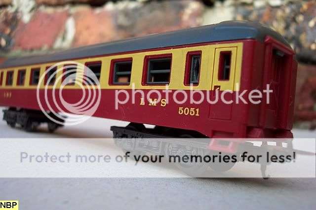 LIMA HO LMS CARRIAGE