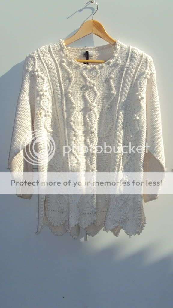 White Chunky Knit Jersey - M/L