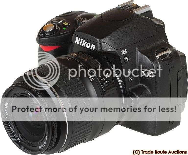 NIKON D40 Professional Digital SLR camera body + NIKKOR 18-55MM LENS KIT