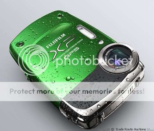 Fujifilm FinePix XP30 Digital Camera - Green (14 MegaPixels ) Waterproof, Shockproof, Dustproof