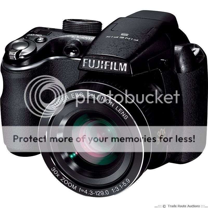 Fujifilm FinePix S4000 14 MEGAPIXELS - 30x Wide Angle Optical Zoom & 3-Inch LCD - Brand NEW