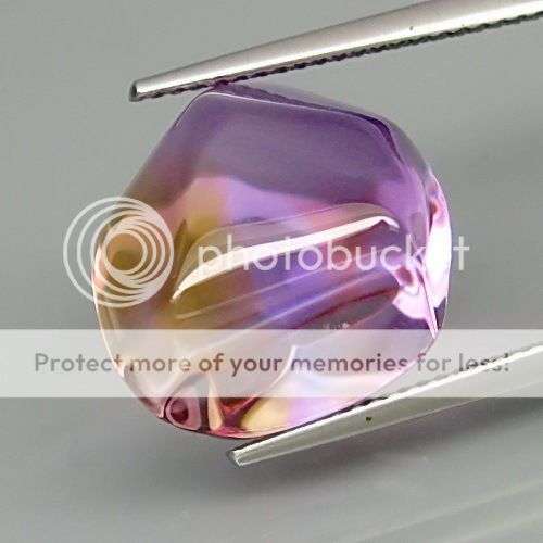 FANCY CUT STUNNING 18.52CT.100% NATURAL CABOCHON PURPLE & GOLDEN BOLIVIAN AMETRINE