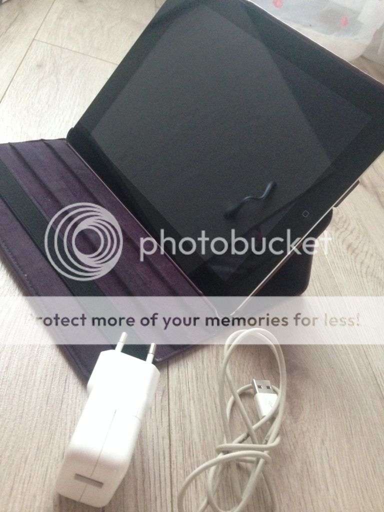 Apple iPad 2 Model A1396 32GB