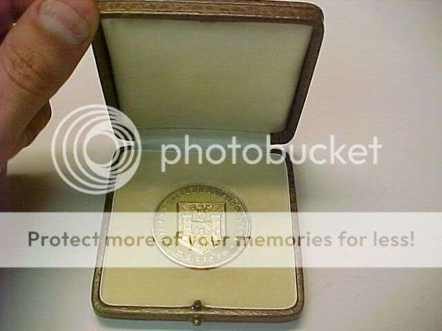 RARE! WWII Nazi German MUNCHEN Coat of Arms BOXED GOLD/SILVER Medal