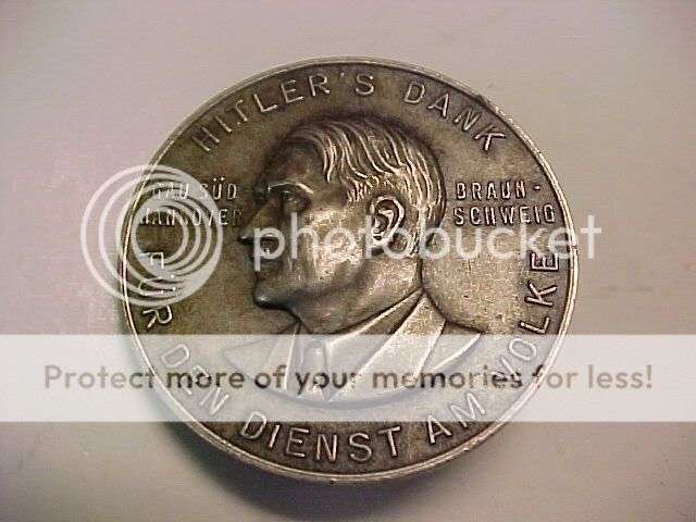 WWII Nazi German HITLERS DANK Badge