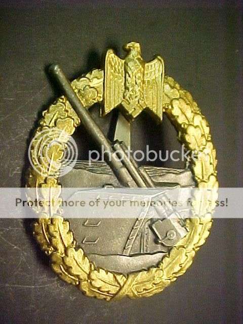 WWII German Kriegsmarine Artillerie Badge